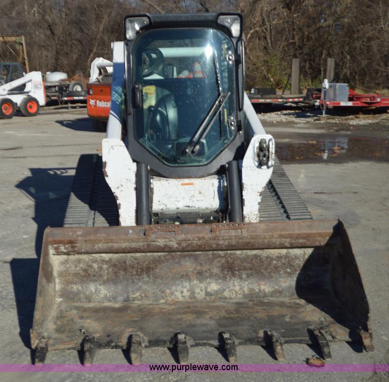 image for item K5318 2011 Bobcat T750 skid steer