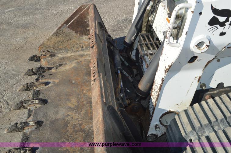image for item K5318 2011 Bobcat T750 skid steer