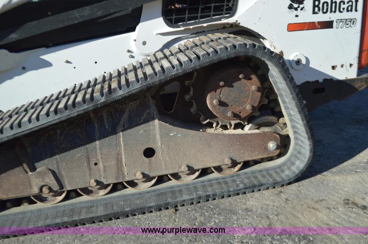 image for item K5318 2011 Bobcat T750 skid steer