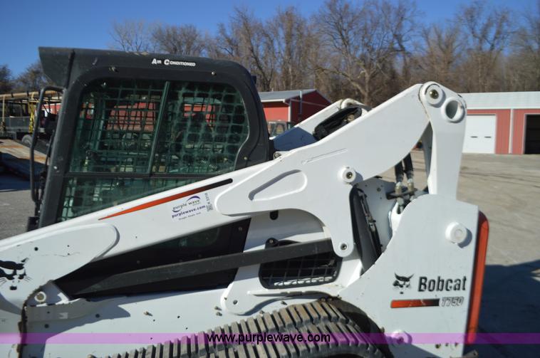 image for item K5318 2011 Bobcat T750 skid steer