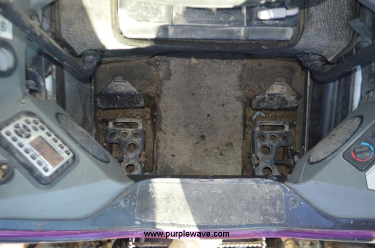 image for item K5318 2011 Bobcat T750 skid steer