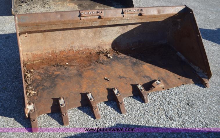 image for item K5323 Skid steer bucket