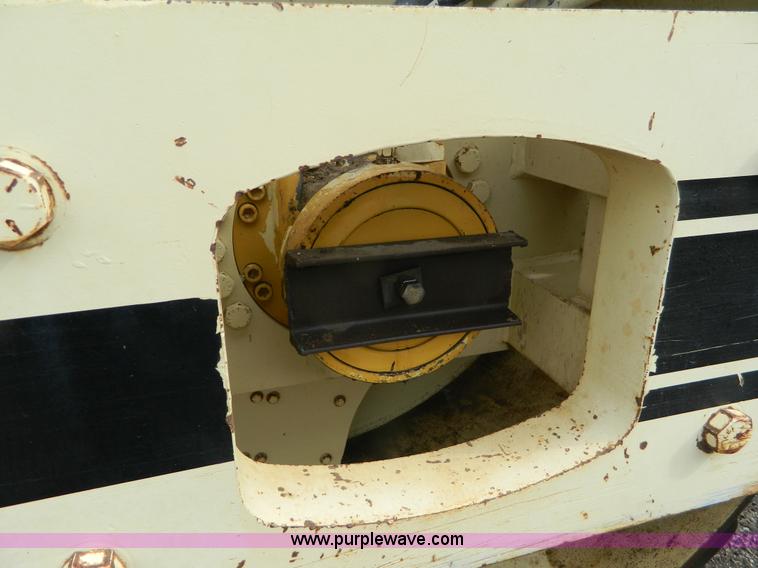 image for item K8229 1989 Ingersoll Rand SD150F single drum vibratory compactor