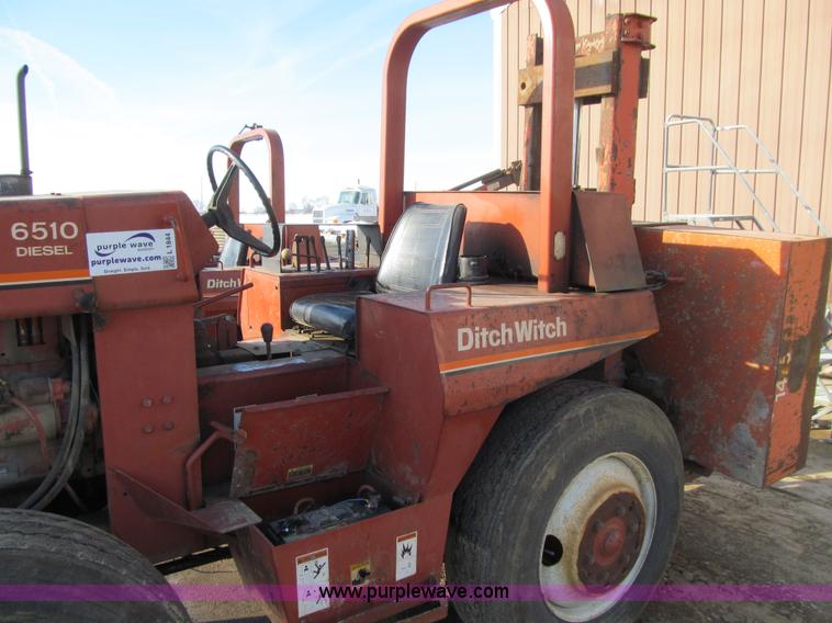 image for item L1844 1984 Ditch Witch 6510 trencher