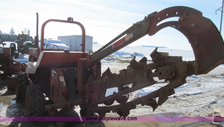 image for item L1845 1984 Ditch Witch 6510 trencher