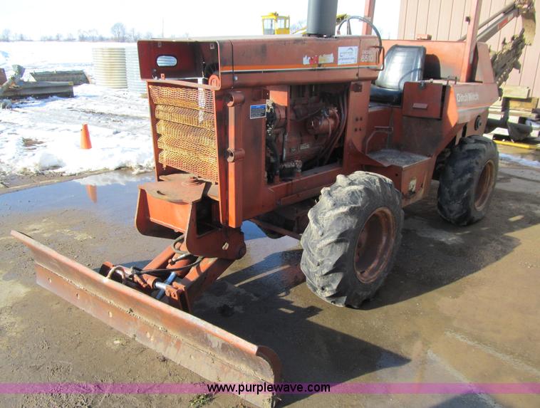 image for item L1845 1984 Ditch Witch 6510 trencher