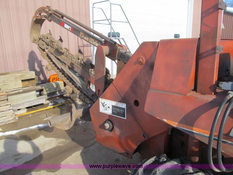 image for item L1845 1984 Ditch Witch 6510 trencher