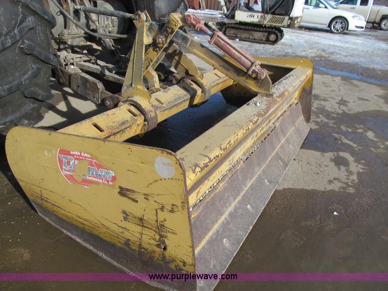 image for item L1846 Digmor box scraper