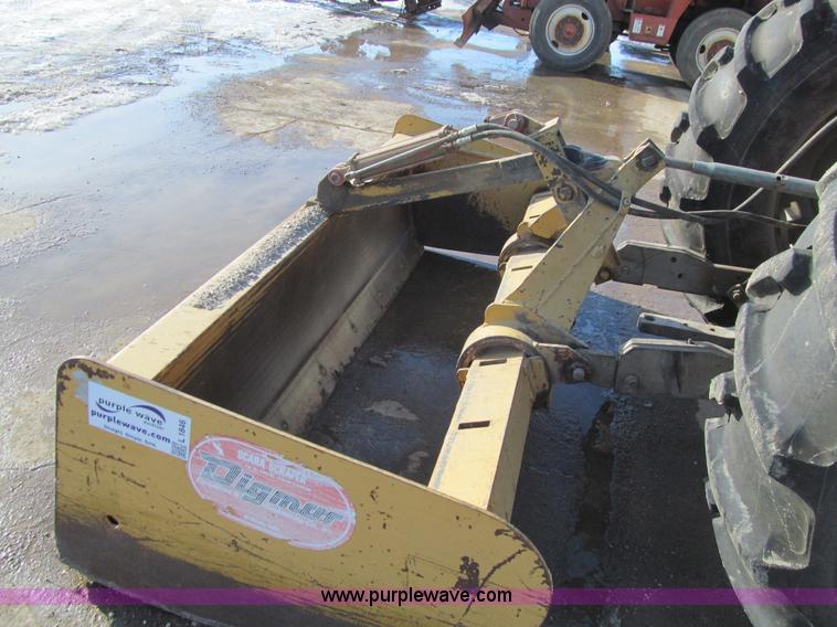 image for item L1846 Digmor box scraper