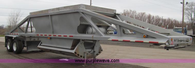 image for item L1849 1999 Trail King bottom dump trailer