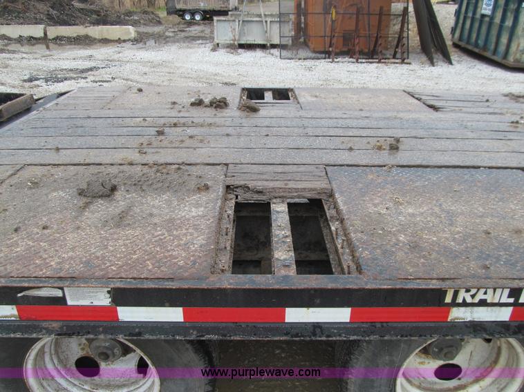 image for item L1851 2008 Trail King TK-20LP-2400 equipment trailer