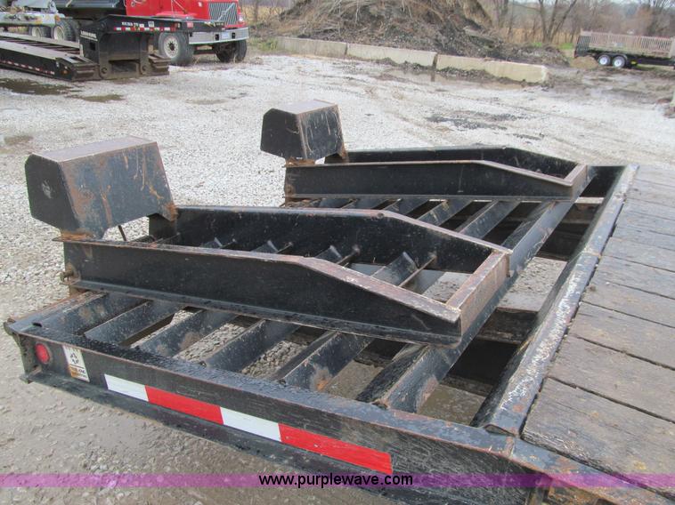 image for item L1851 2008 Trail King TK-20LP-2400 equipment trailer