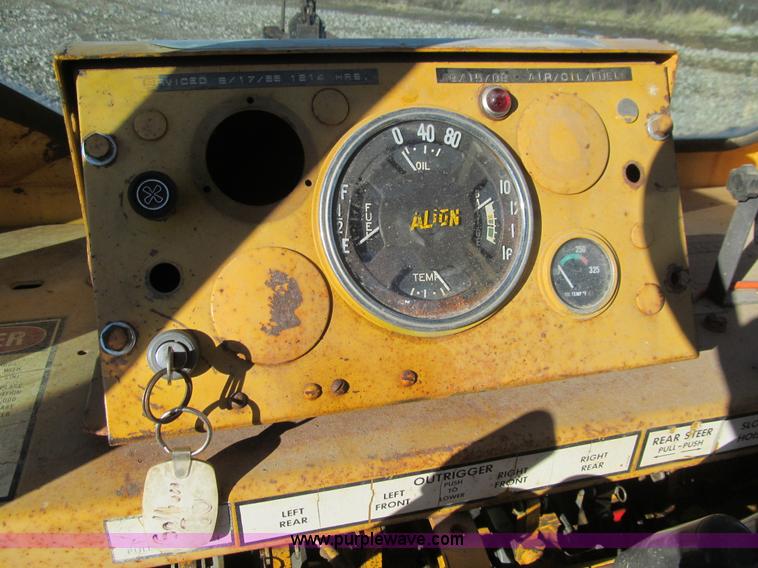 image for item L1953 1979 Galion 80 rough terrain crane