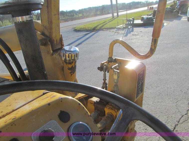 image for item L1954 Massey Ferguson 30E tractor