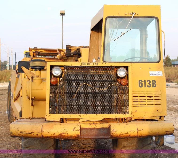 image for item L2288 1981 Caterpillar 613B elevating scraper