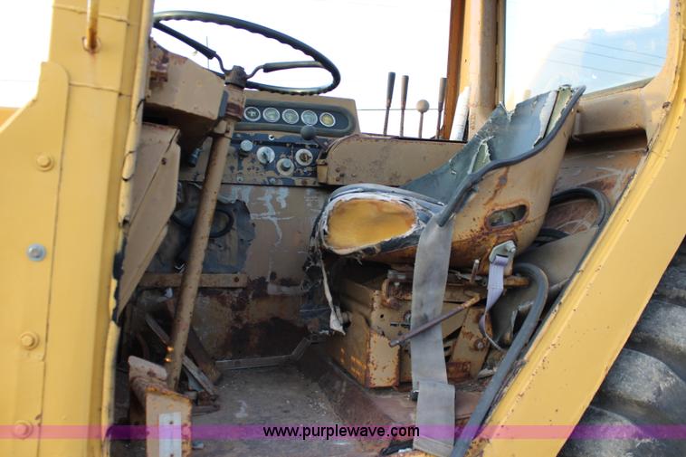 image for item L2288 1981 Caterpillar 613B elevating scraper