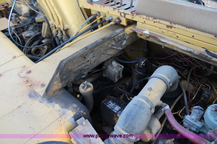 image for item L2288 1981 Caterpillar 613B elevating scraper