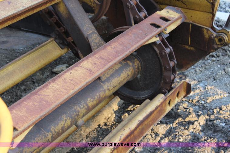 image for item L2288 1981 Caterpillar 613B elevating scraper