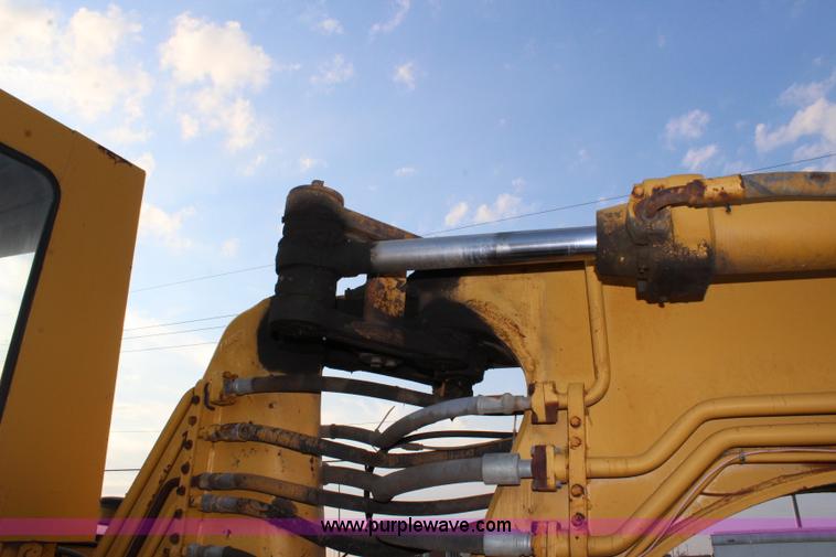 image for item L2288 1981 Caterpillar 613B elevating scraper