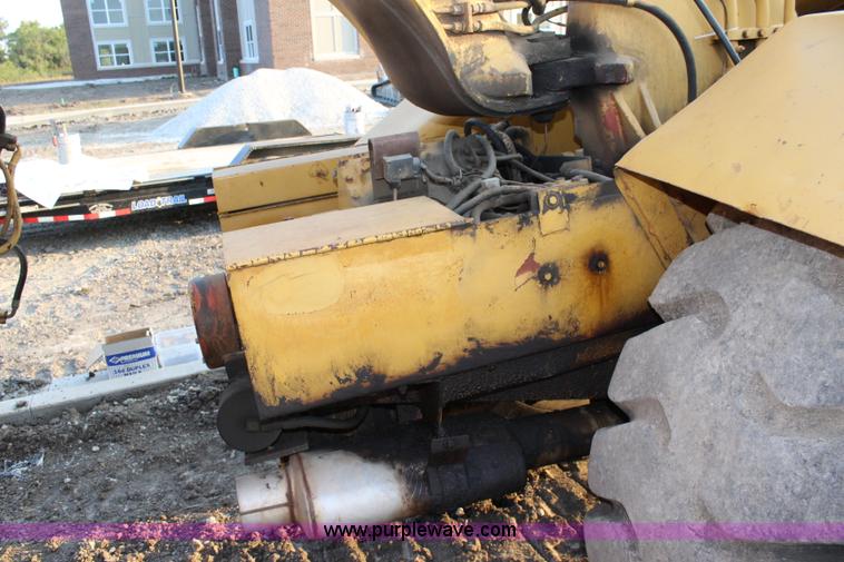 image for item L2288 1981 Caterpillar 613B elevating scraper