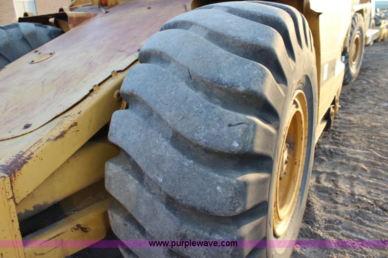 image for item L2288 1981 Caterpillar 613B elevating scraper