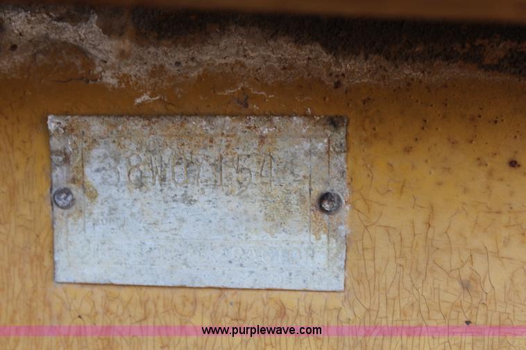 image for item L2288 1981 Caterpillar 613B elevating scraper