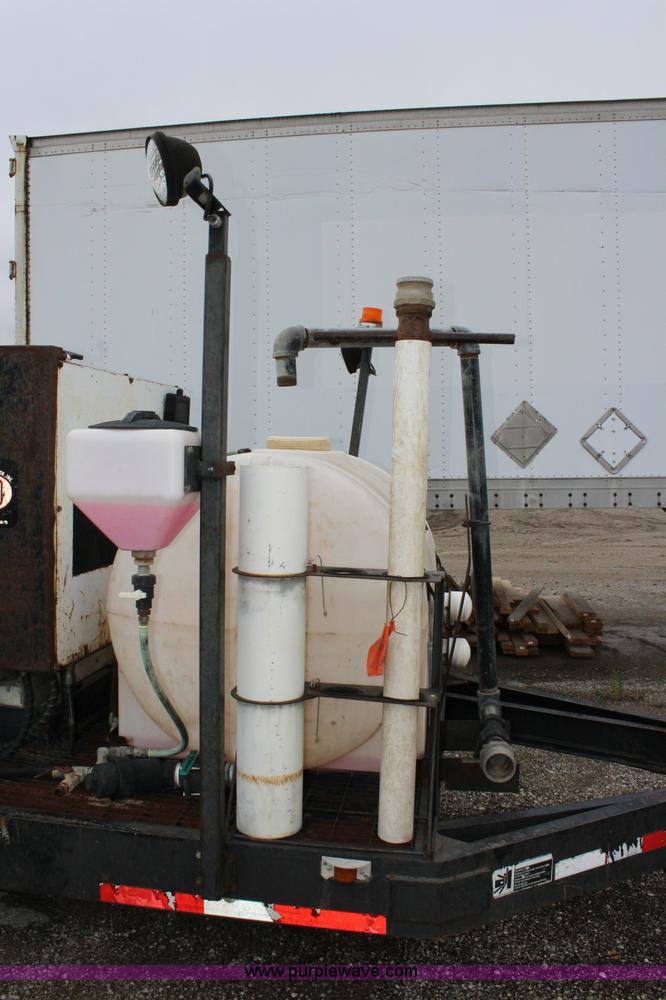 image for item L2364 2000 Vaxcavator VS-800 vacuum excavator