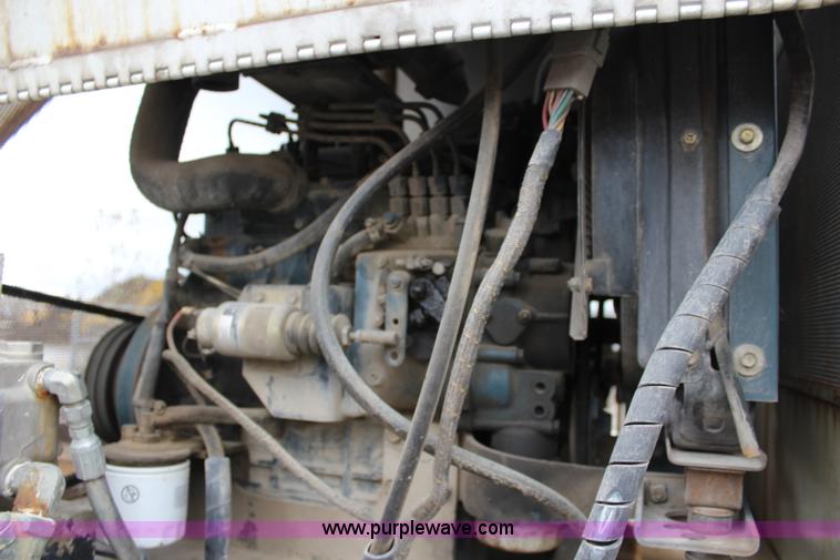 image for item L2364 2000 Vaxcavator VS-800 vacuum excavator