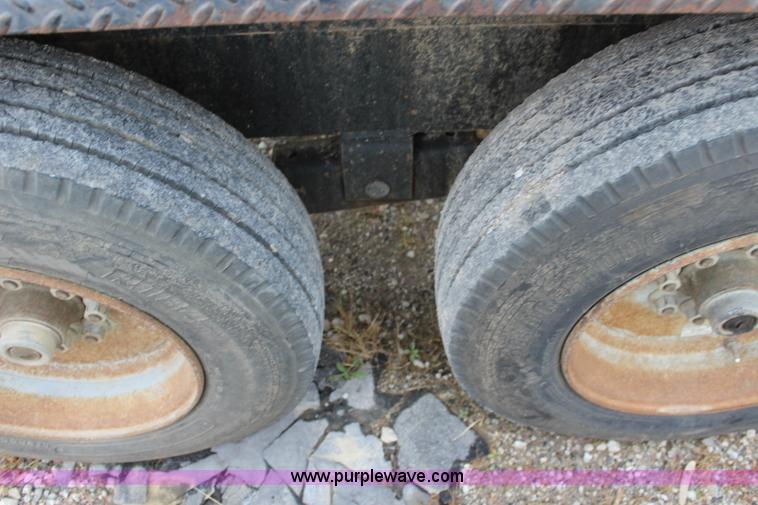 image for item L2364 2000 Vaxcavator VS-800 vacuum excavator