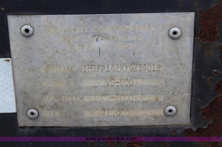 image for item L2364 2000 Vaxcavator VS-800 vacuum excavator