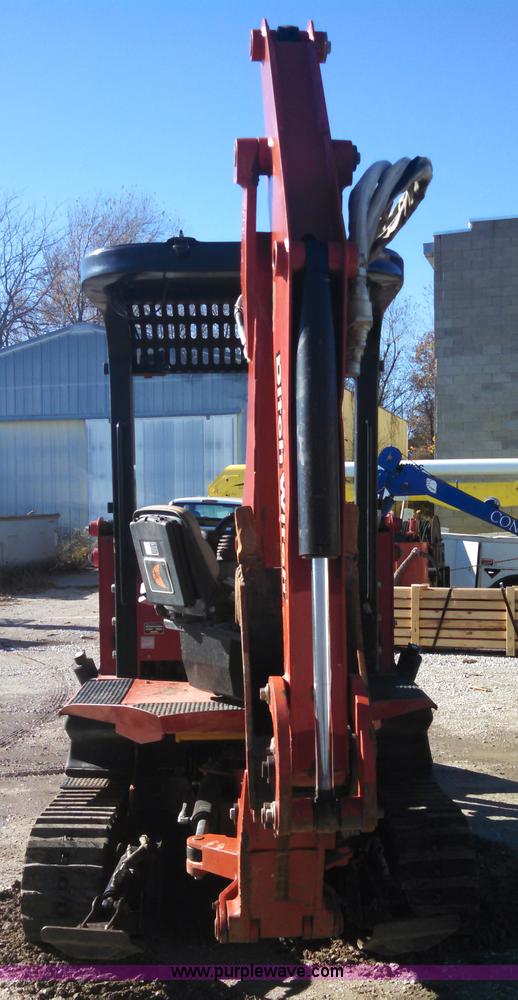 image for item L3003 2007 Ditch Witch XT1600 tool carrier