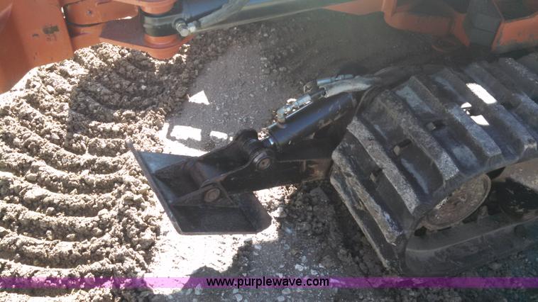 image for item L3003 2007 Ditch Witch XT1600 tool carrier