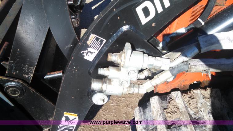 image for item L3003 2007 Ditch Witch XT1600 tool carrier