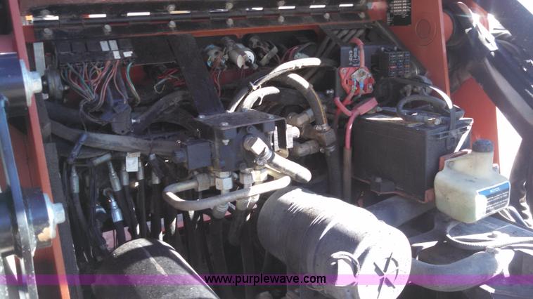 image for item L3003 2007 Ditch Witch XT1600 tool carrier