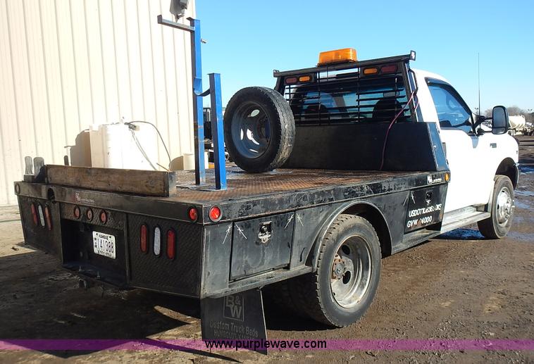 image for item L3595 1999 Ford F450 Super Duty flatbed truck