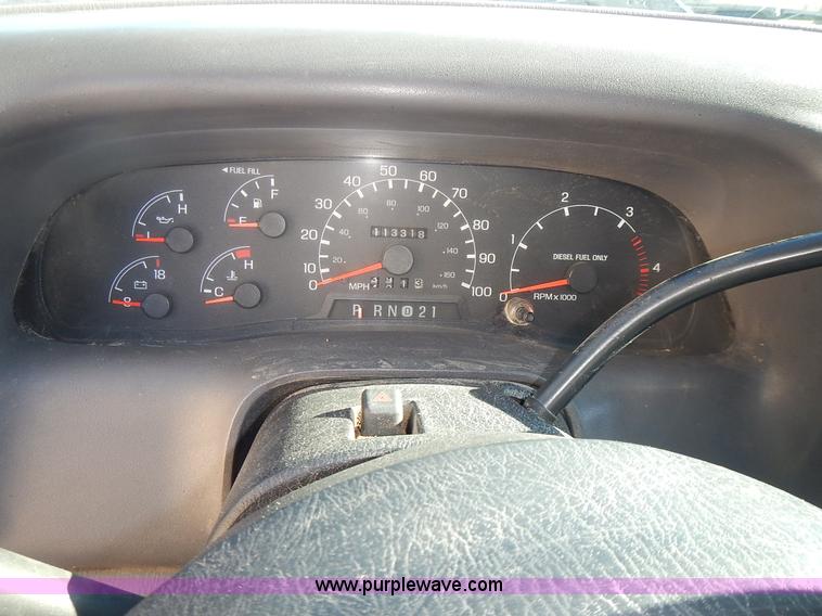 image for item L3595 1999 Ford F450 Super Duty flatbed truck