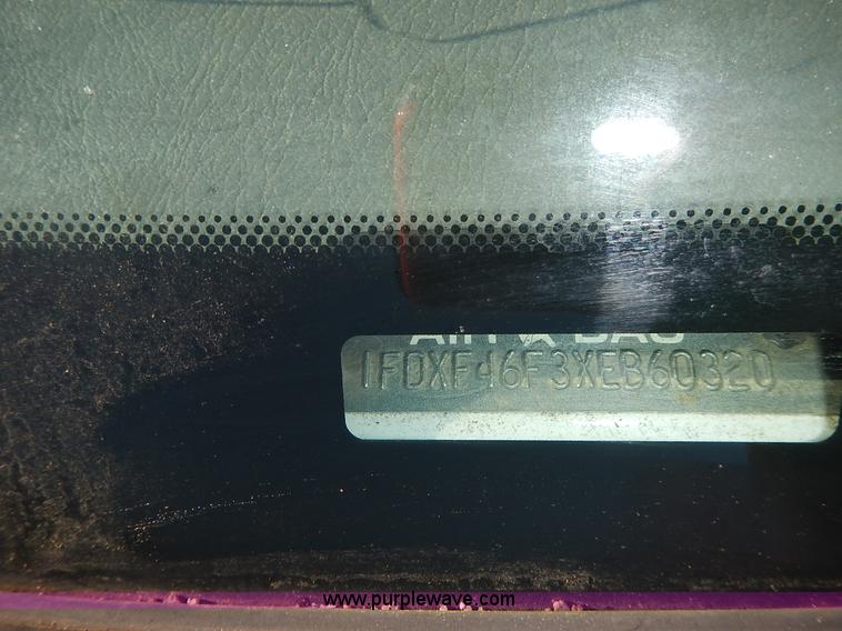 image for item L3595 1999 Ford F450 Super Duty flatbed truck