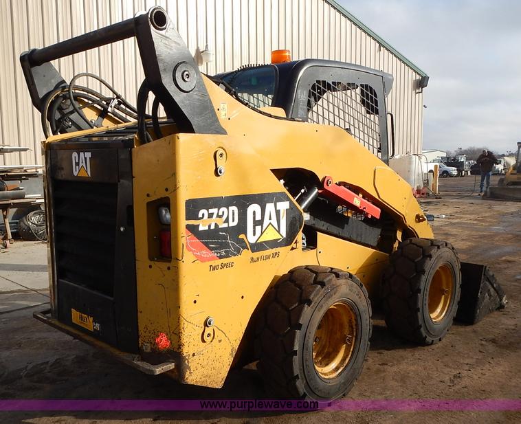 image for item L3598 Caterpillar 272D skid steer