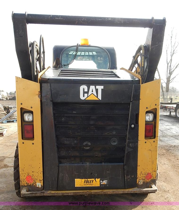 image for item L3598 Caterpillar 272D skid steer