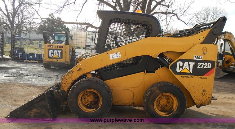 image for item L3598 Caterpillar 272D skid steer