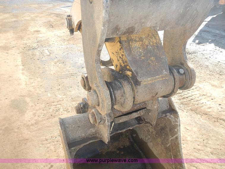 image for item L3599 2006 Caterpillar 304CR mini excavator