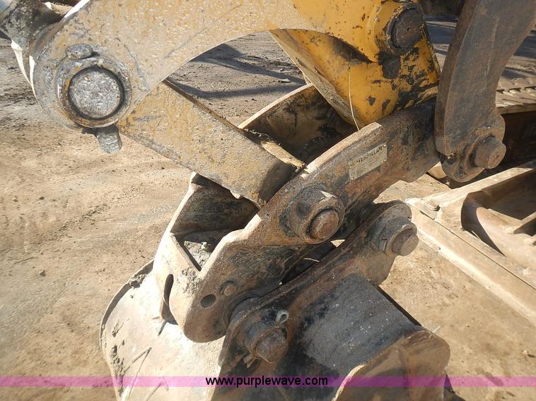 image for item L3599 2006 Caterpillar 304CR mini excavator