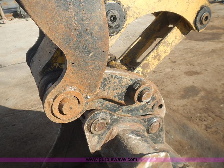 image for item L3599 2006 Caterpillar 304CR mini excavator