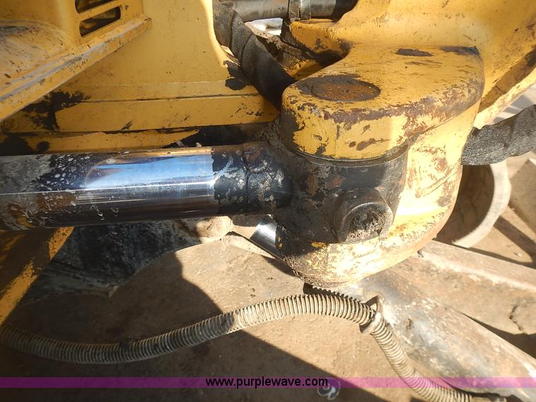 image for item L3599 2006 Caterpillar 304CR mini excavator