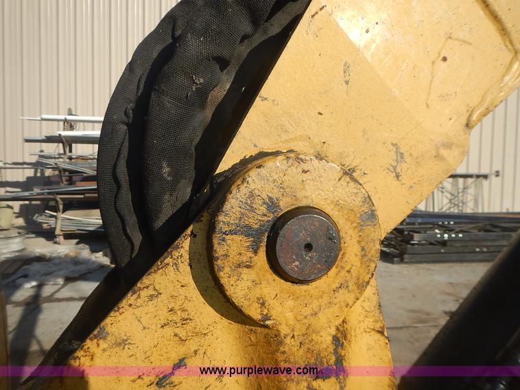 image for item L3599 2006 Caterpillar 304CR mini excavator