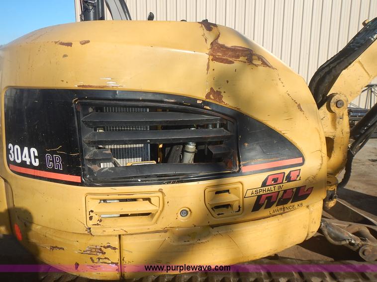 image for item L3599 2006 Caterpillar 304CR mini excavator