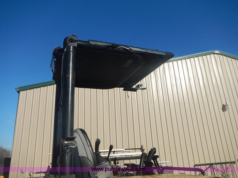 image for item L3599 2006 Caterpillar 304CR mini excavator