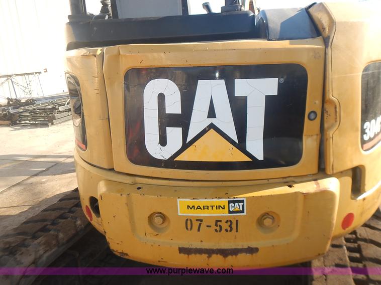 image for item L3599 2006 Caterpillar 304CR mini excavator