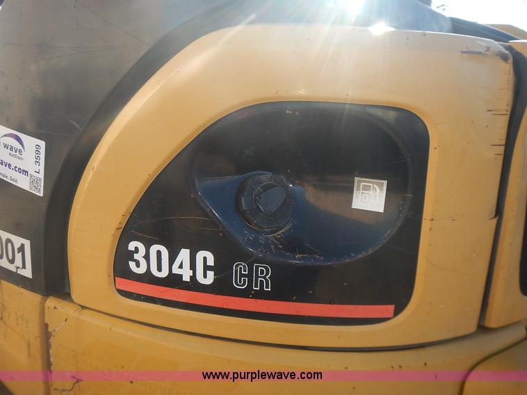 image for item L3599 2006 Caterpillar 304CR mini excavator