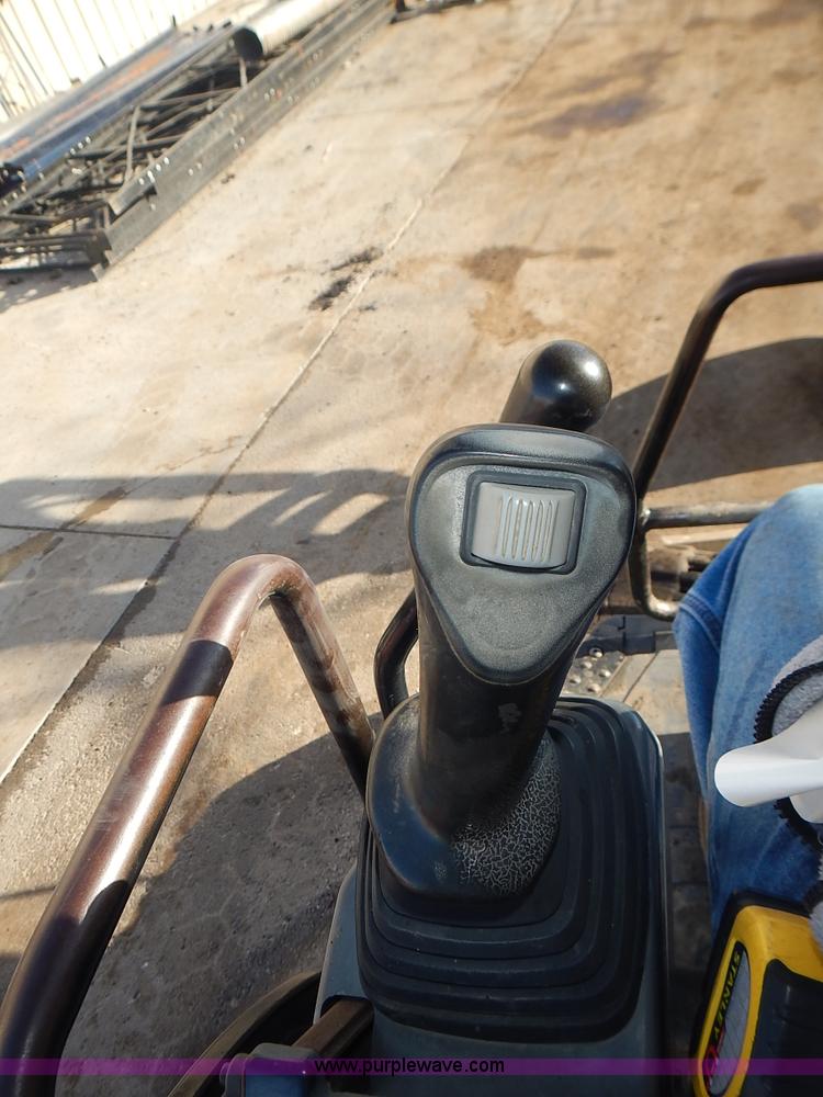 image for item L3599 2006 Caterpillar 304CR mini excavator